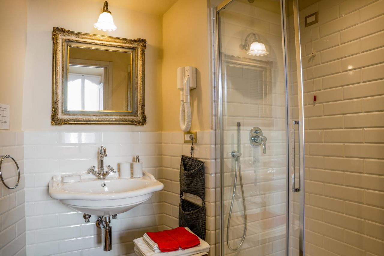 B&B Locanda Tempi Lontani Adults Only Орта Сан Джулио Екстериор снимка