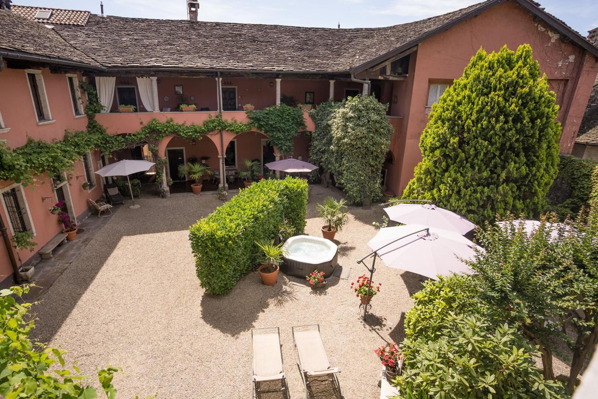 B&B Locanda Tempi Lontani Adults Only Орта Сан Джулио Екстериор снимка