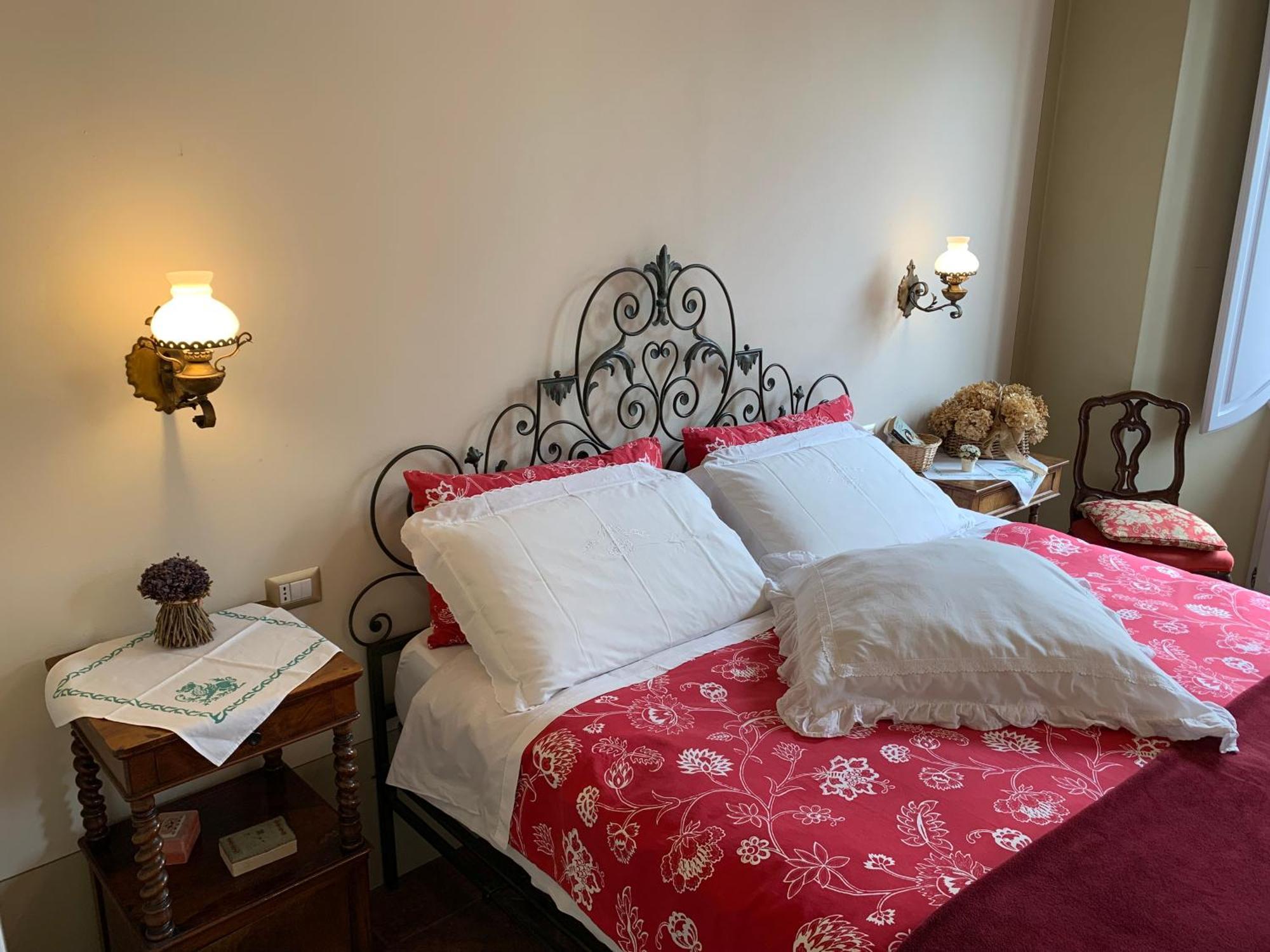 B&B Locanda Tempi Lontani Adults Only Орта Сан Джулио Стая снимка