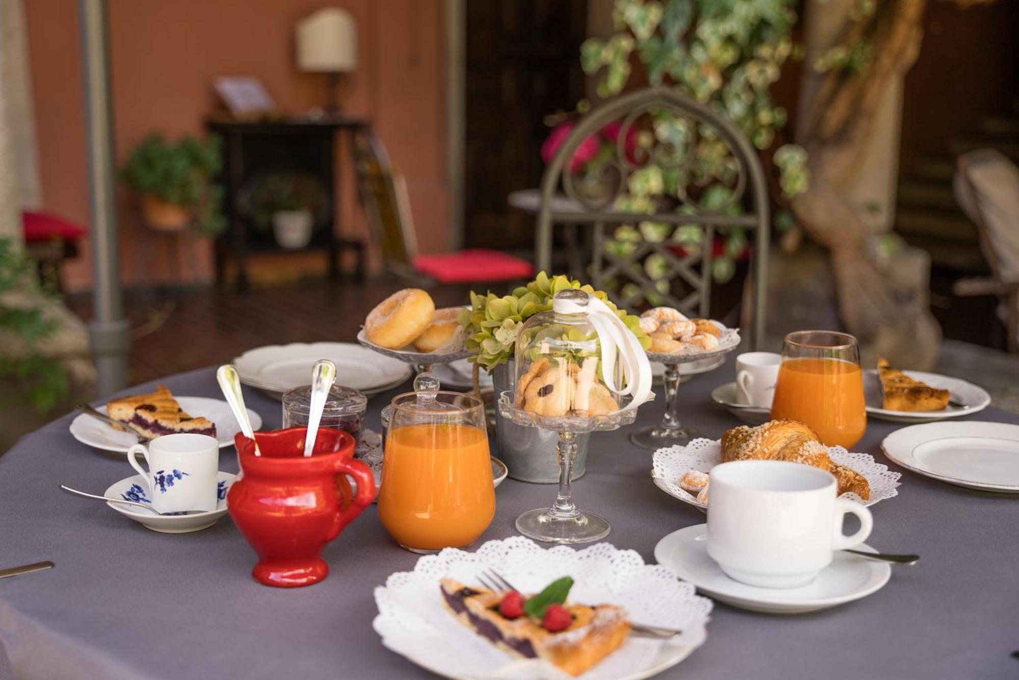 B&B Locanda Tempi Lontani Adults Only Орта Сан Джулио Екстериор снимка