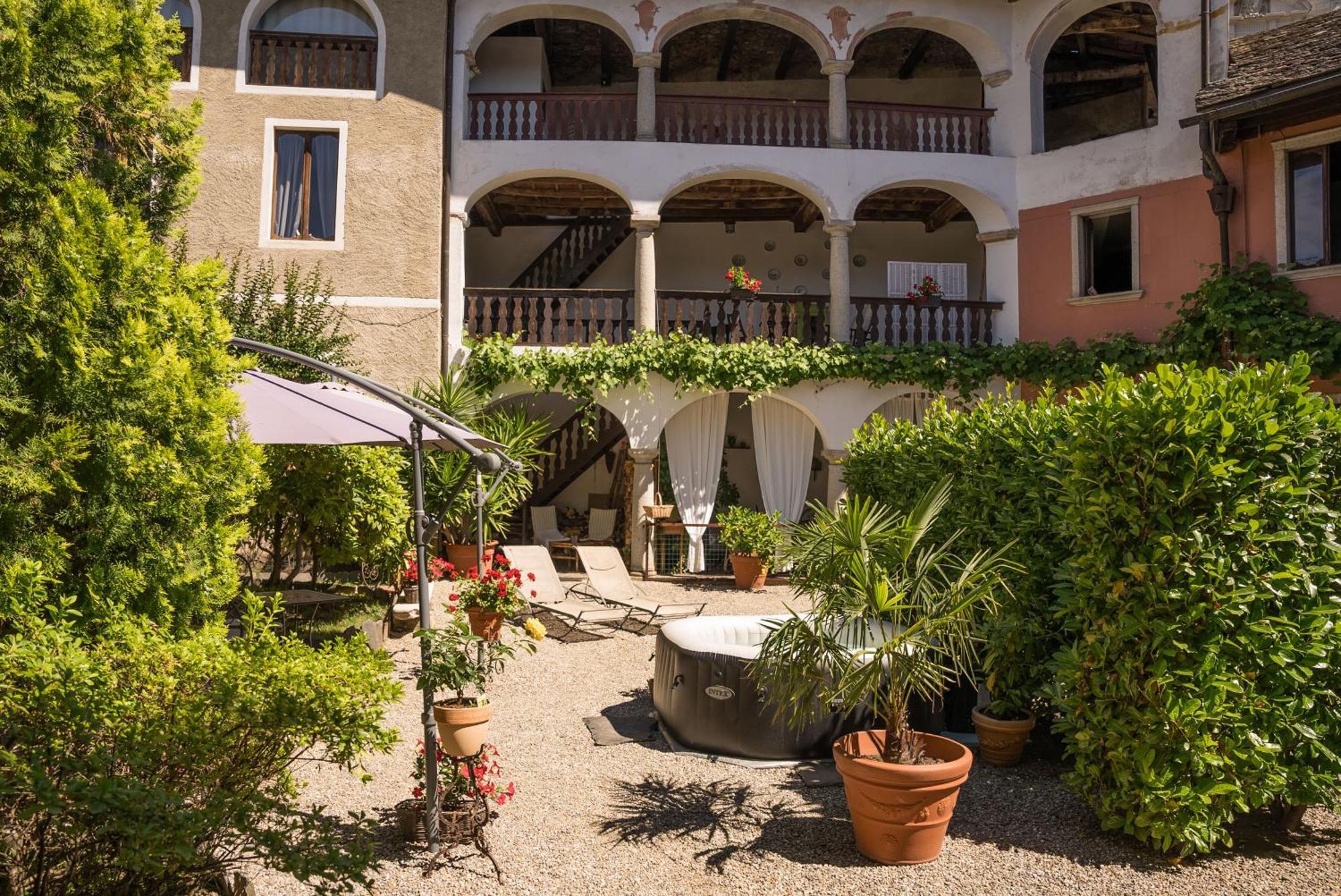 B&B Locanda Tempi Lontani Adults Only Орта Сан Джулио Екстериор снимка